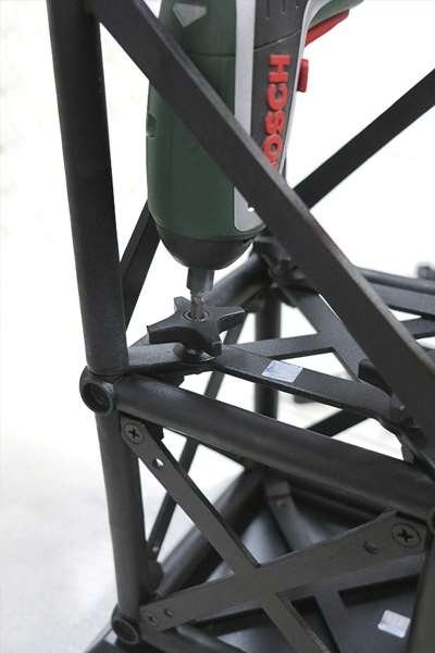 CROWN TRUSS, Broschyrdispenser M65 med beslag - Vit #4