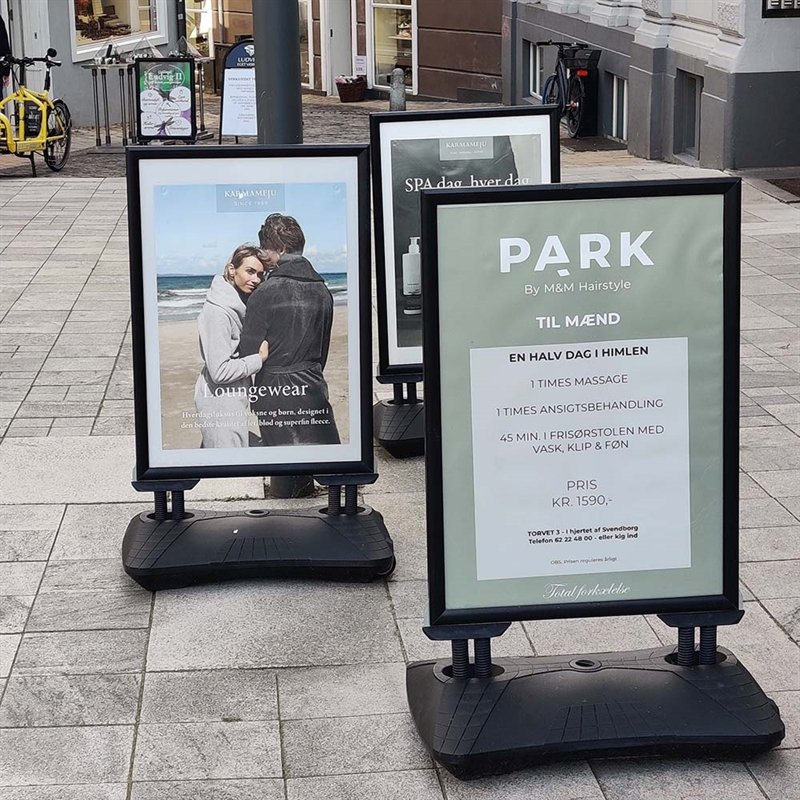 Wind-Sign Pro Gatupratare - 50x70 cm - svart