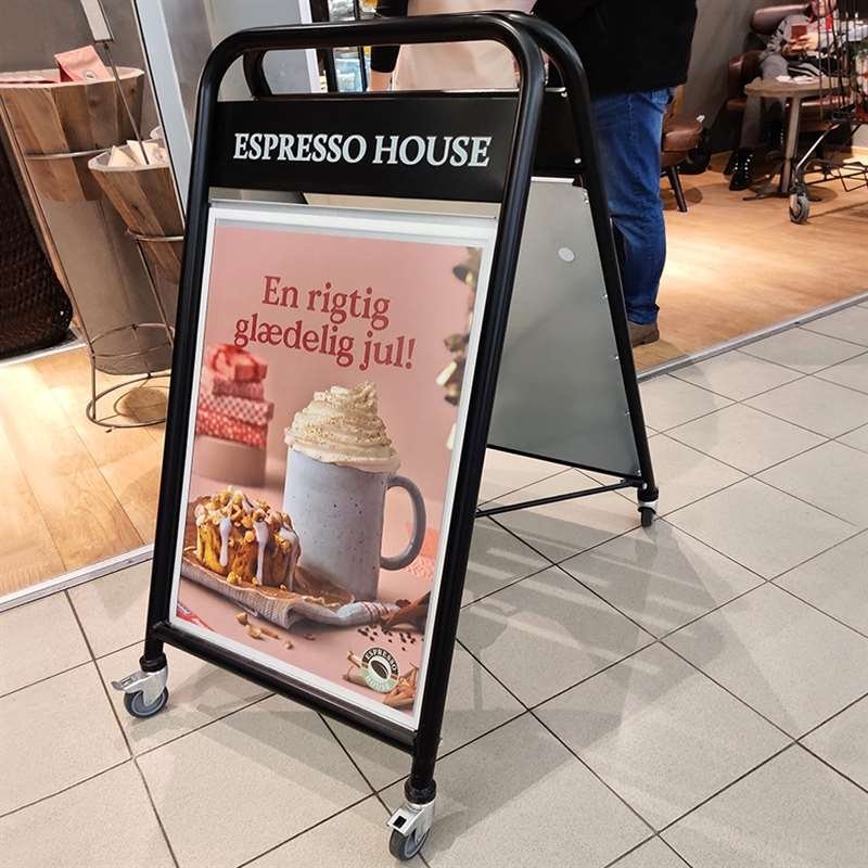 Expo Sign Lux Gatupratare med 4 hjul - 50x70cm - svart #4