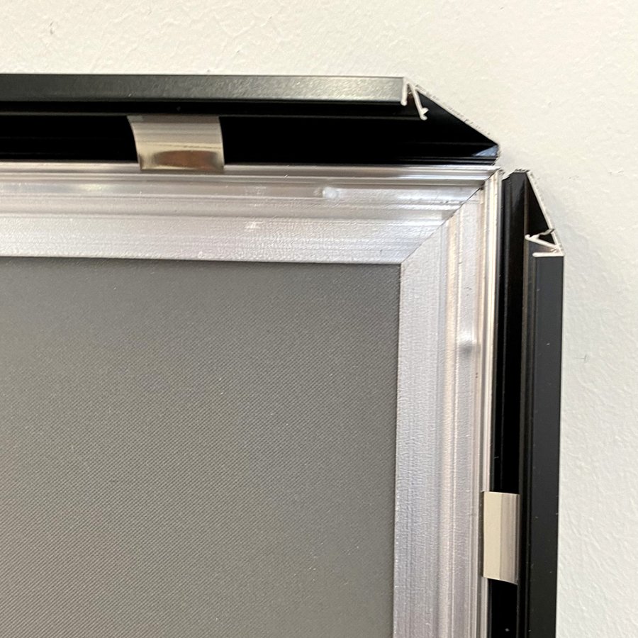 Alu sn&auml;ppramar, svart, platt 20 mm profil, A4