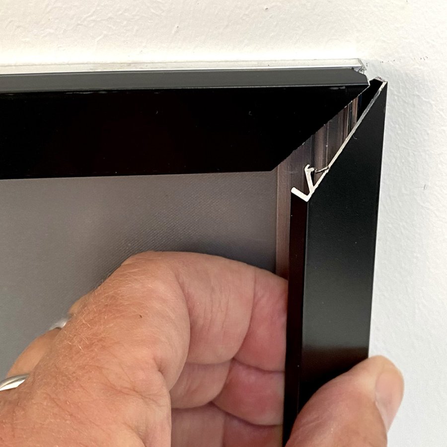 Alu sn&auml;ppramar, svart, platt 20 mm profil, A4