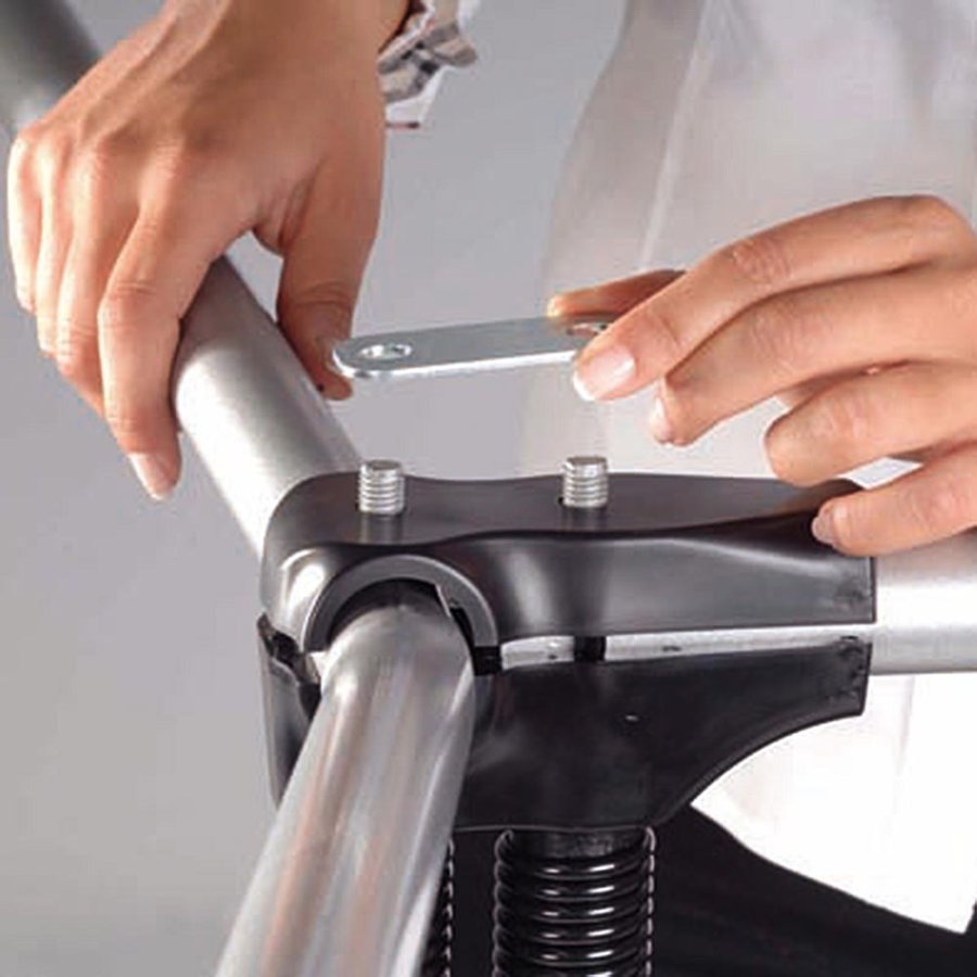 Wind-Line Budget Fj&auml;derst&auml;ll Trottoarpratare - 70x100 cm - silver