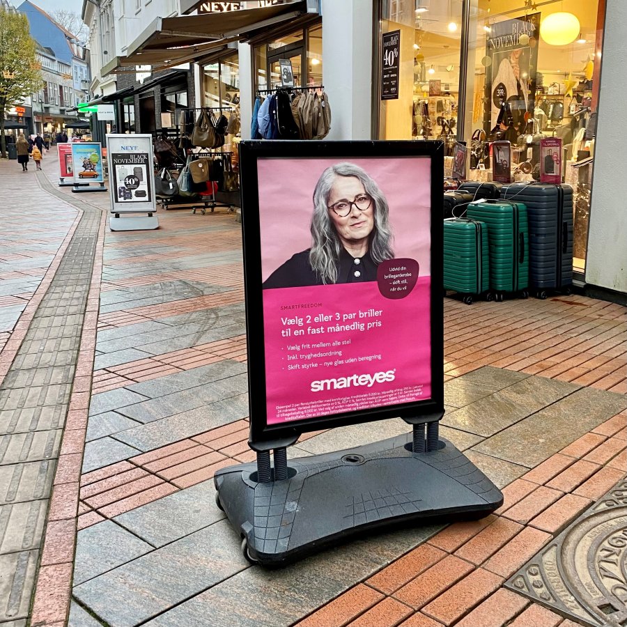 Wind-Sign Waterbase Budget Gatupratare- 50x70 cm - svart