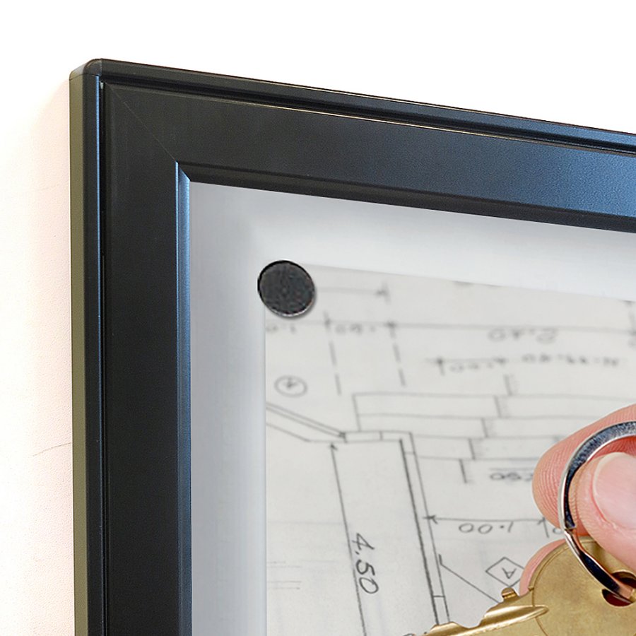 Sort Infobox Magnetisk med l&aring;s - 4xA4 - sort